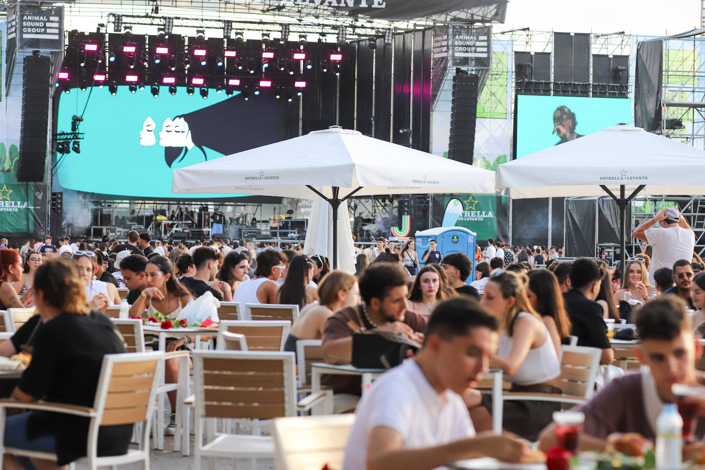 Así vivió el público los conciertos del viernes en el FAN FUTURA FEST 2024