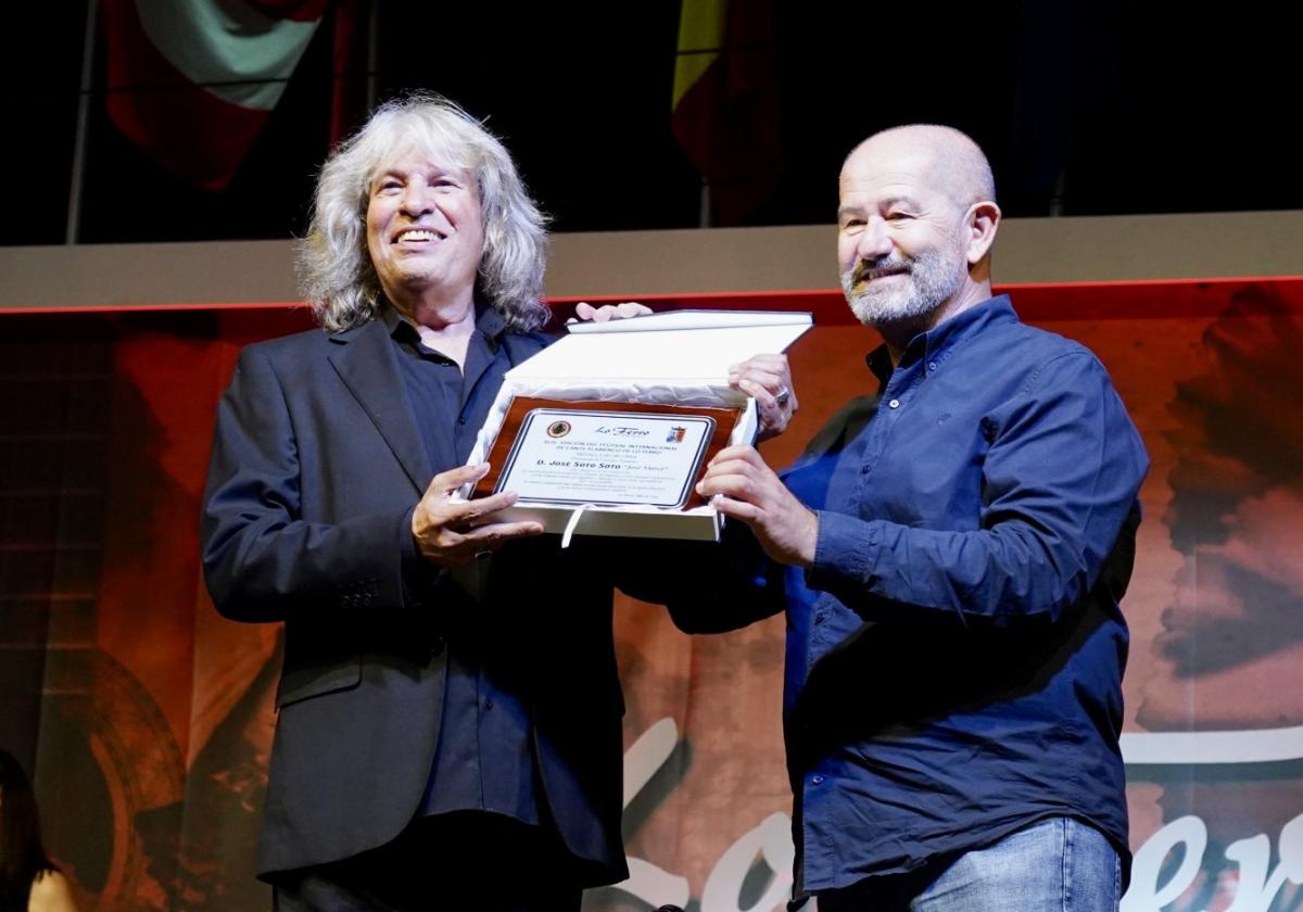 José Mercé recibió la Medalla de Oro de Lo Ferro esta semana «por su inmaculada trayectoria».