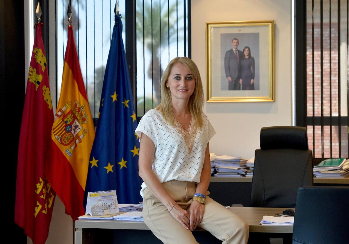 Mariola Guevara, en su despacho de la Delegación del Gobierno, en Murcia.