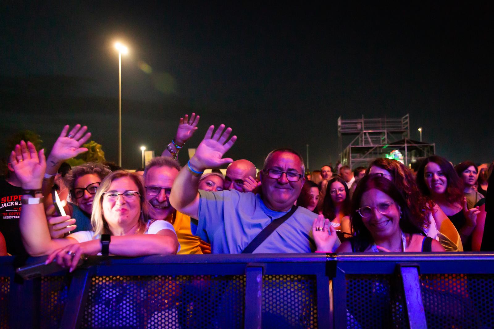 El Brilla Torrevieja pone el parque Antonio Soria a bailar al ritmo de la tecno-rumba