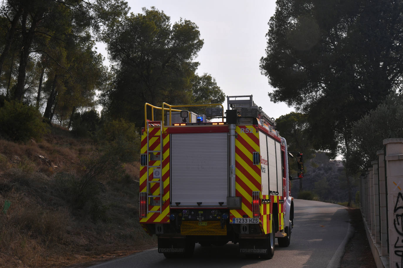 Un incendio en El Valle devora varias hectáreas de monte