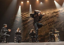 Eduardo Guerrero, durante su actuación en la 'Catedral del Cante'.