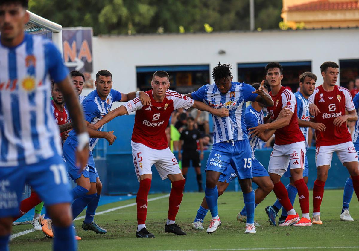 En imágenes, el partido entre el Águilas y el Real Murcia