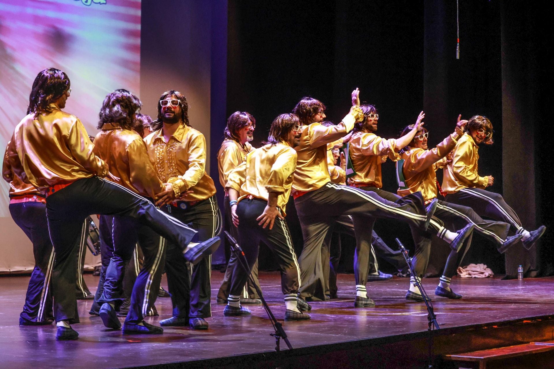 Carnaval, chirigoteo y humo gaditano en Torrevieja
