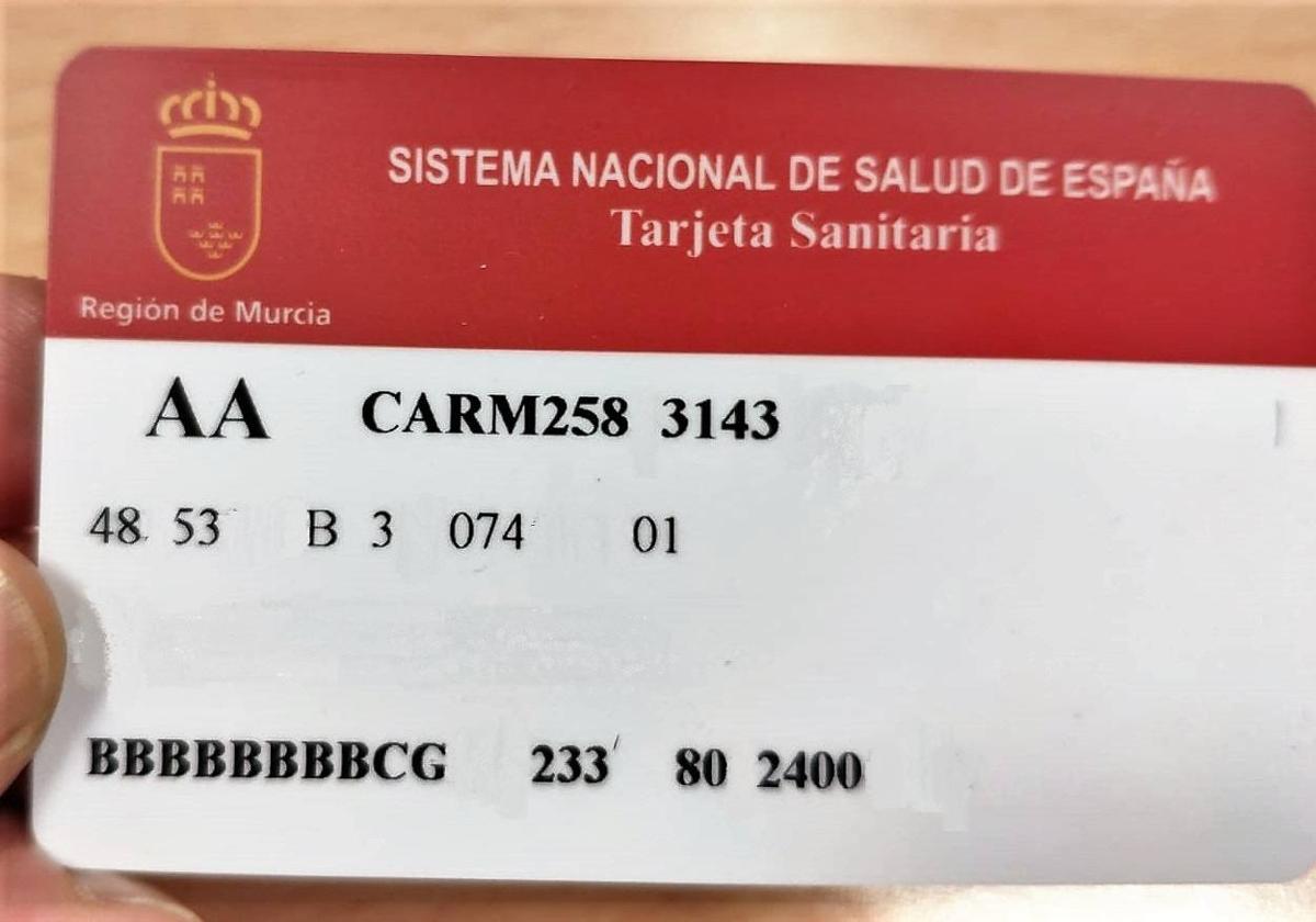 Una tarjeta de atención preferente.