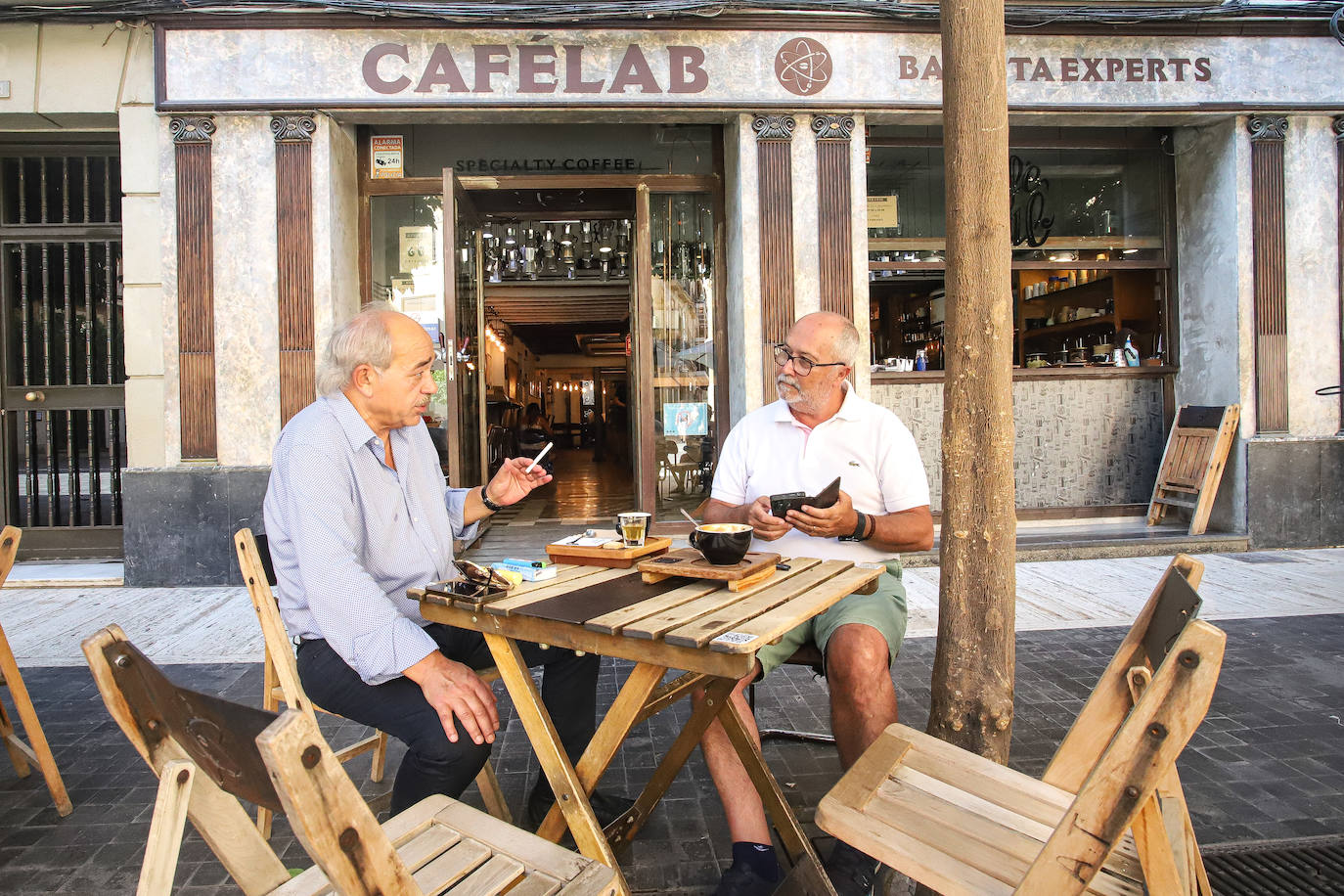 El local en Murcia de CaféLab, en imágenes