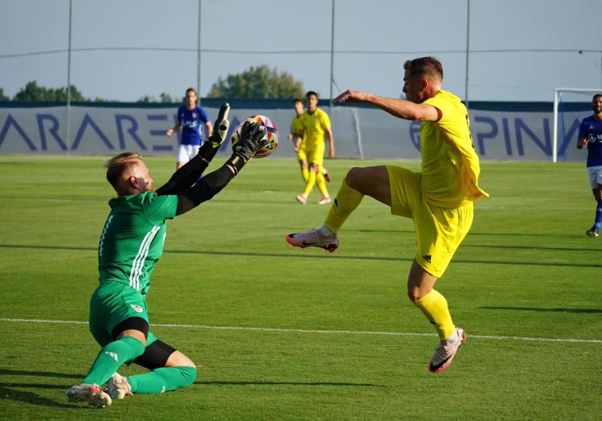 Álex Rubio, con el Murcia, en el duelo ante el Melilla.