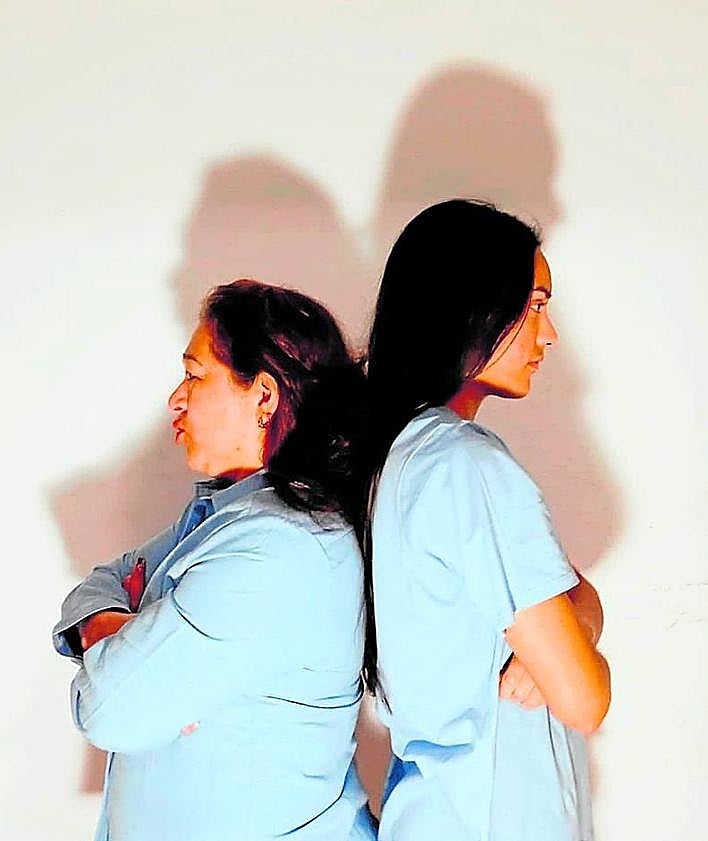 Imagen secundaria 2 - 'Apnea', de Alba Minet Navarro; 'La sencillez en lo ordinario', de Irene Amorós Turpín, y 'Ambivalencia y culpa', de Sara Isabel Sierra Escalante. 