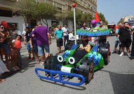 El vehículo de la peña Lutur se llevó el premio especial a la mejor puesta en escena.