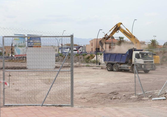 Las obras de la futura escuela infantil en el barrio de San Antonio.