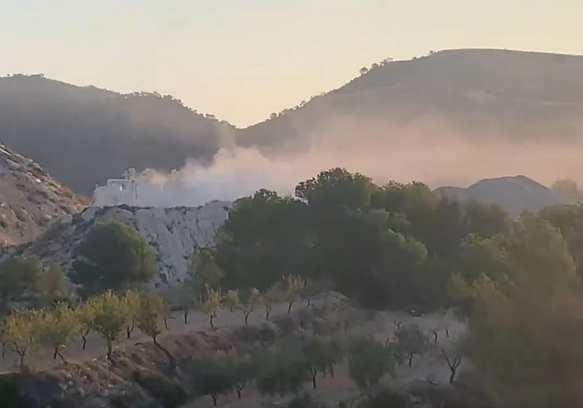 Polvareda en la cantera de Balonga y Las Pedrizas, el 23 de agosto.