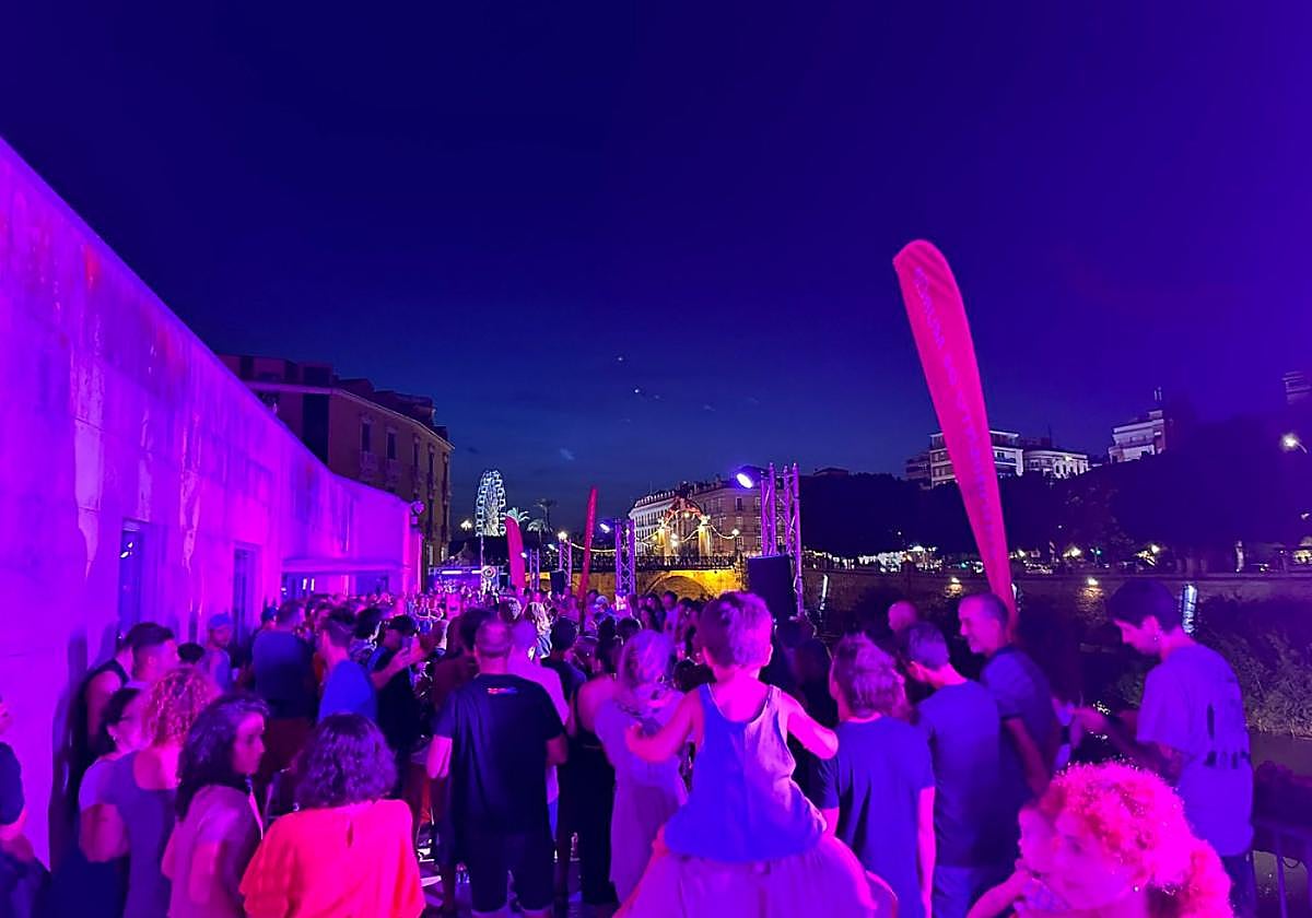 La terraza de los Molinos del Río volverá a llenarse de vida con los conciertos programados.