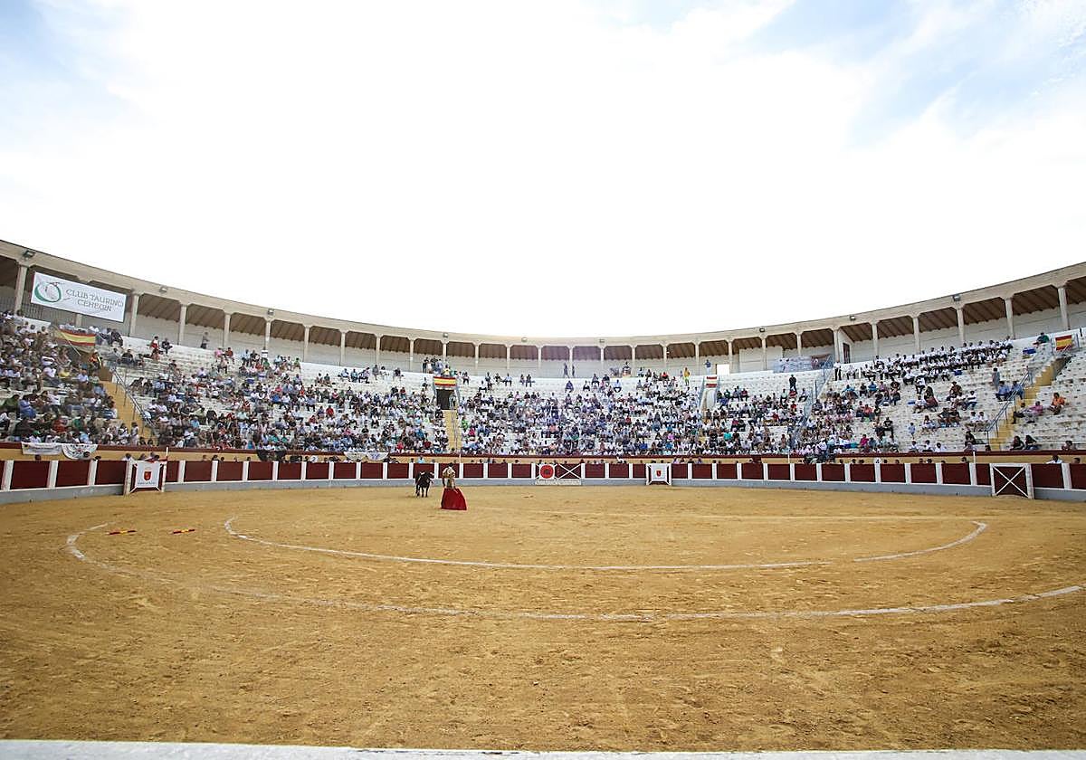 Imagen de archivo de una corrida en la Plaza de Toros de Cehegín.