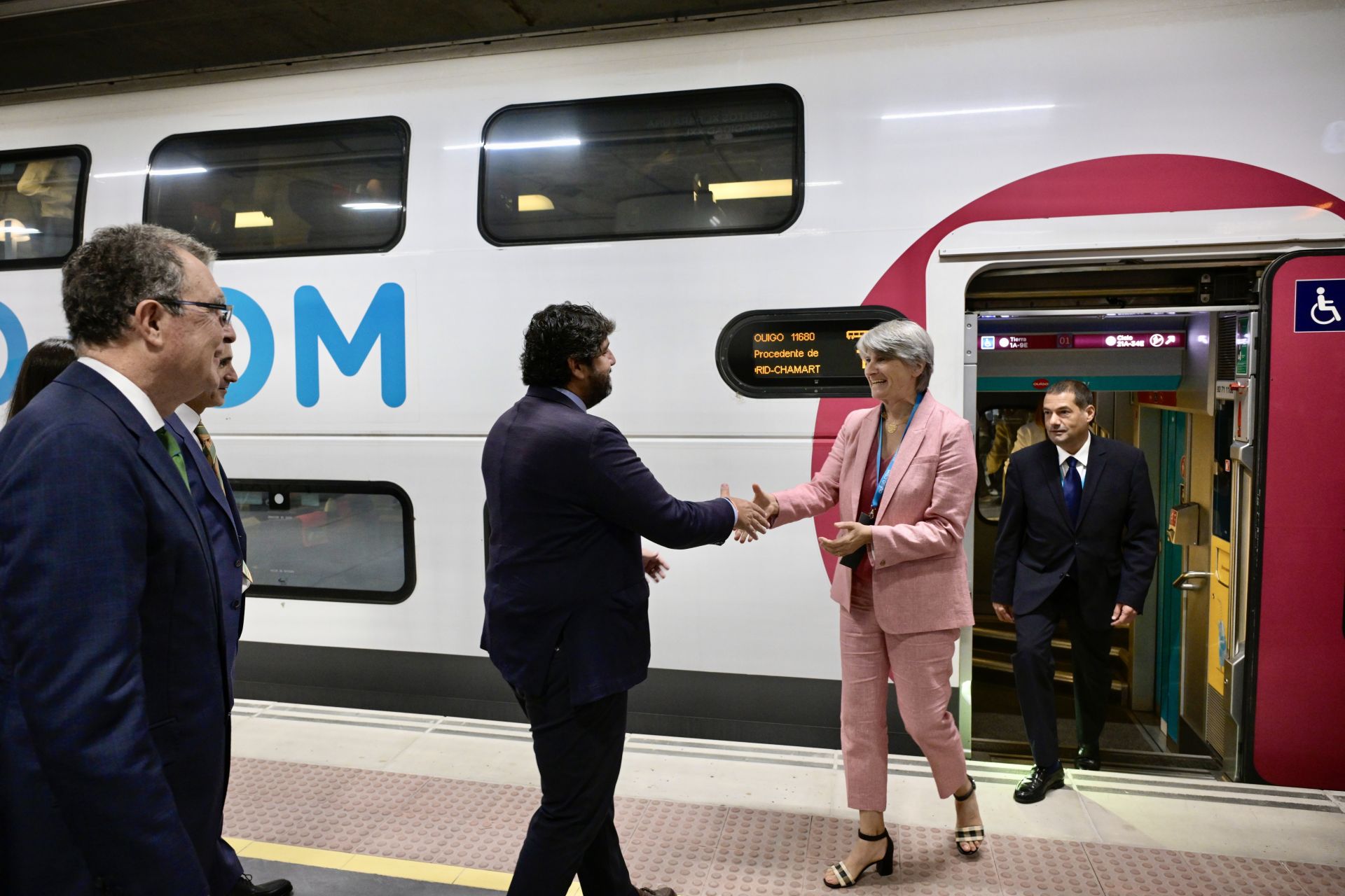 Así fue la inauguración de la línea de Ouigo entre Murcia y Madrid, en imágenes