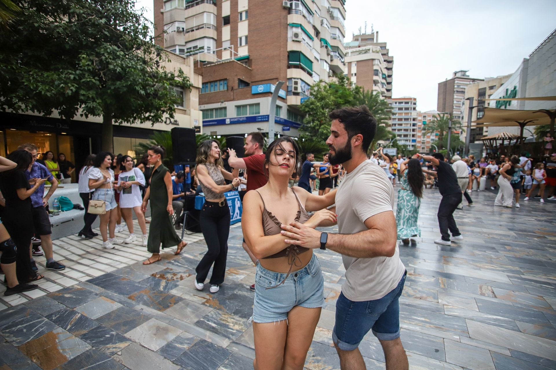 Murcia se mueve a ritmo de salsa