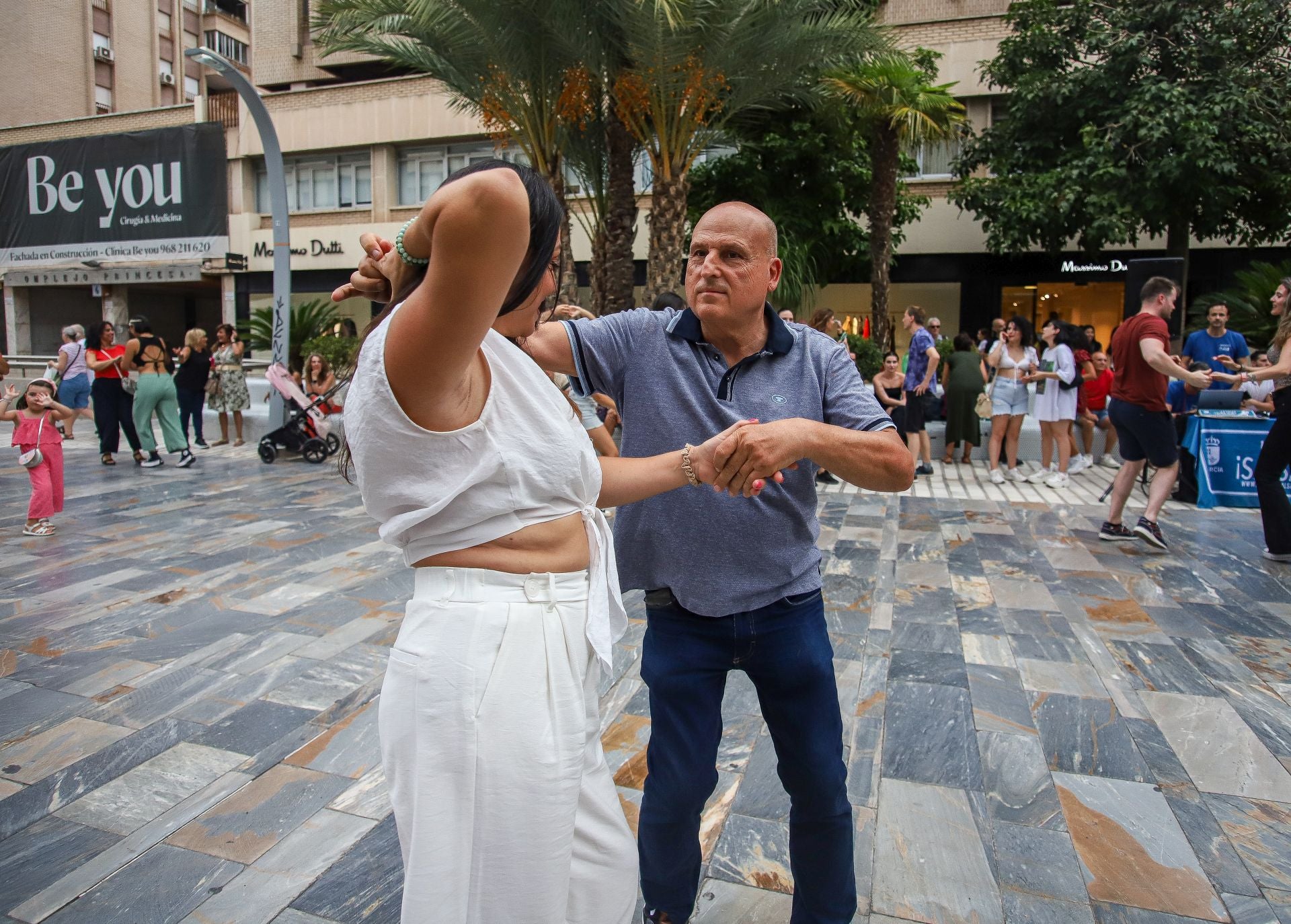 Murcia se mueve a ritmo de salsa