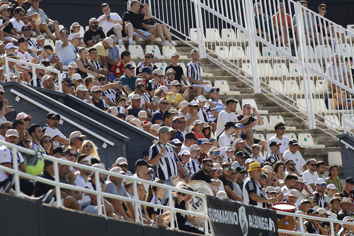 La derrota del Cartagena frente al Levante, en imágenes