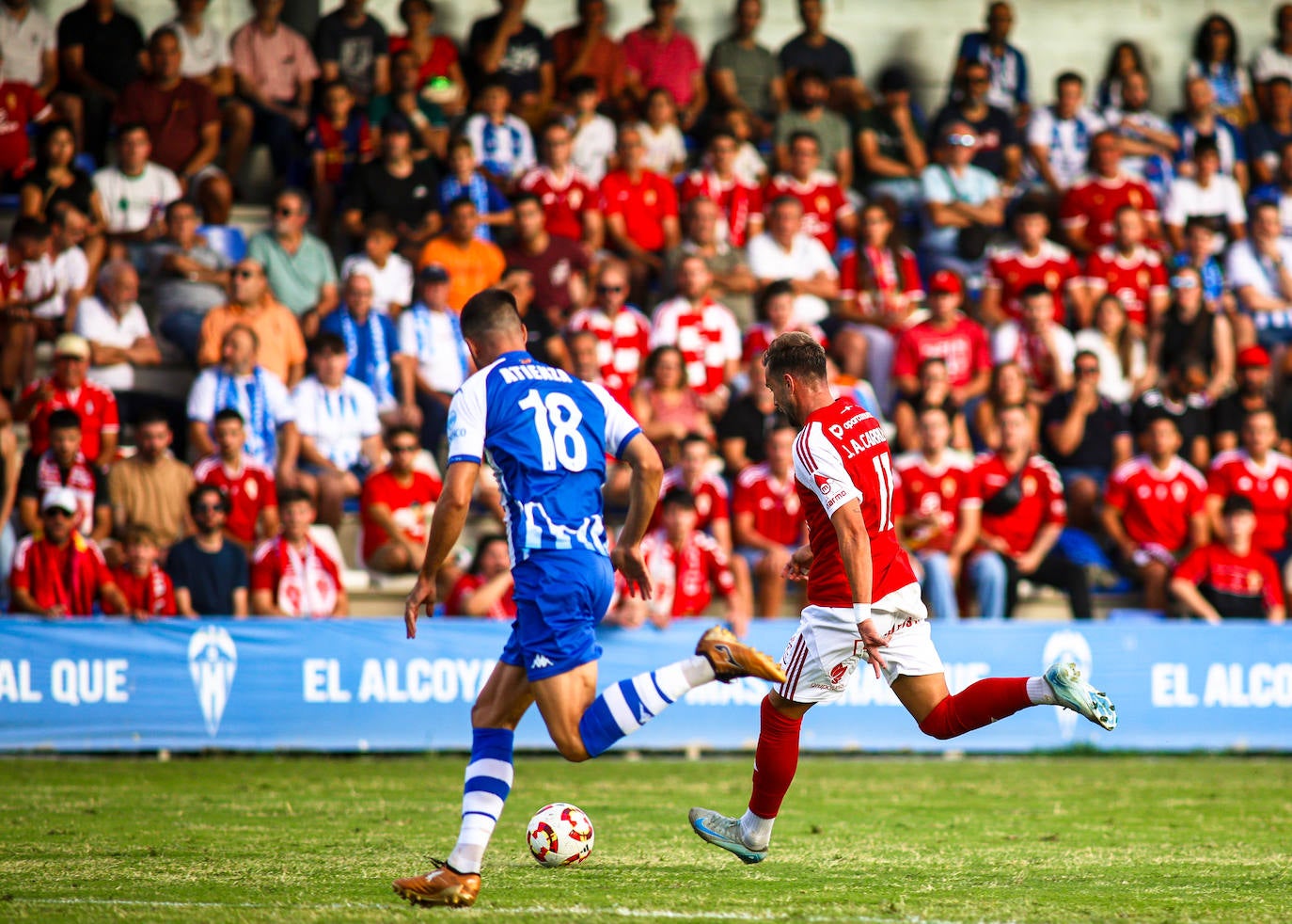 La victoria del Real Murcia frente al Alcoyano, en imágenes