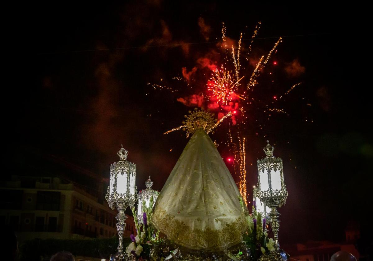 Las imágenes de la procesión de la Virgen de Monserrate en Orihuela