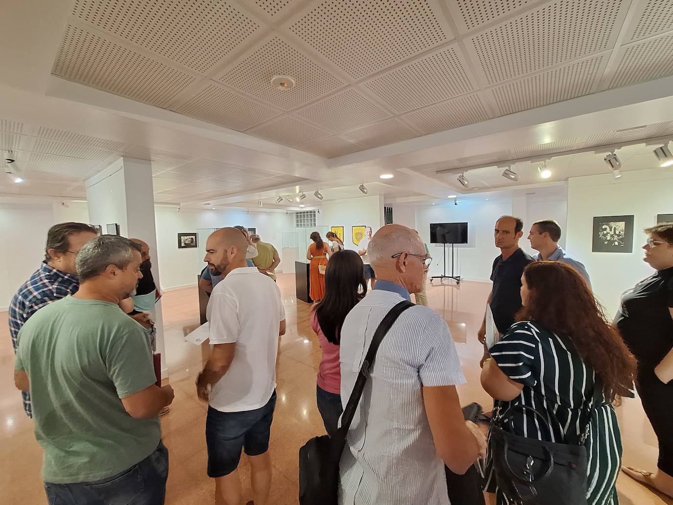 Las imágenes de la exposición de los 50 años de Moros y Cristianos en Orihuela