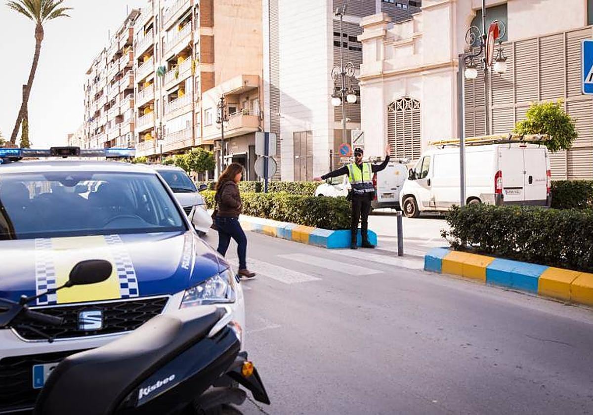 La renovación del parque móvil municipal de Orihuela costará 3,2 millones de euros