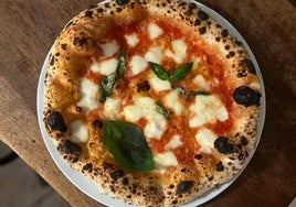 Pizza Margherita de Sartoria Panatieri.