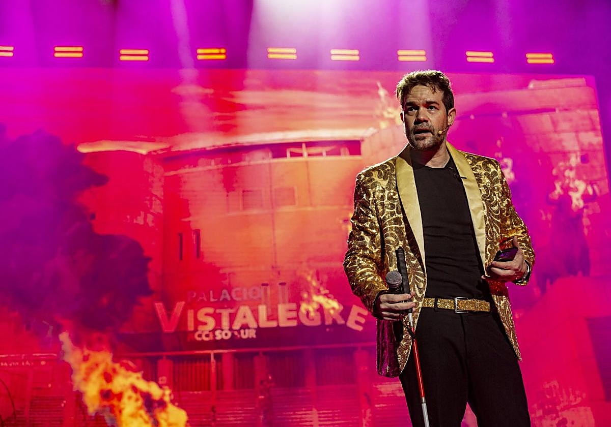 Juan Dávila, en una función.