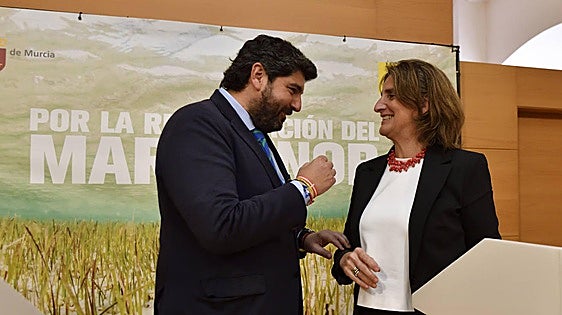 La Región de Murcia cruza los dedos con el relevo de Teresa Ribera