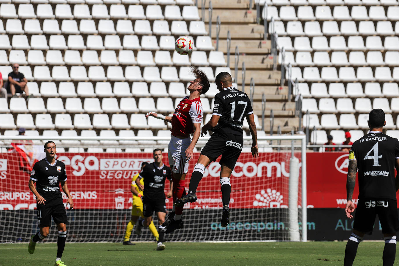 La victoria del Real Murcia contra el Mérida, en imágenes