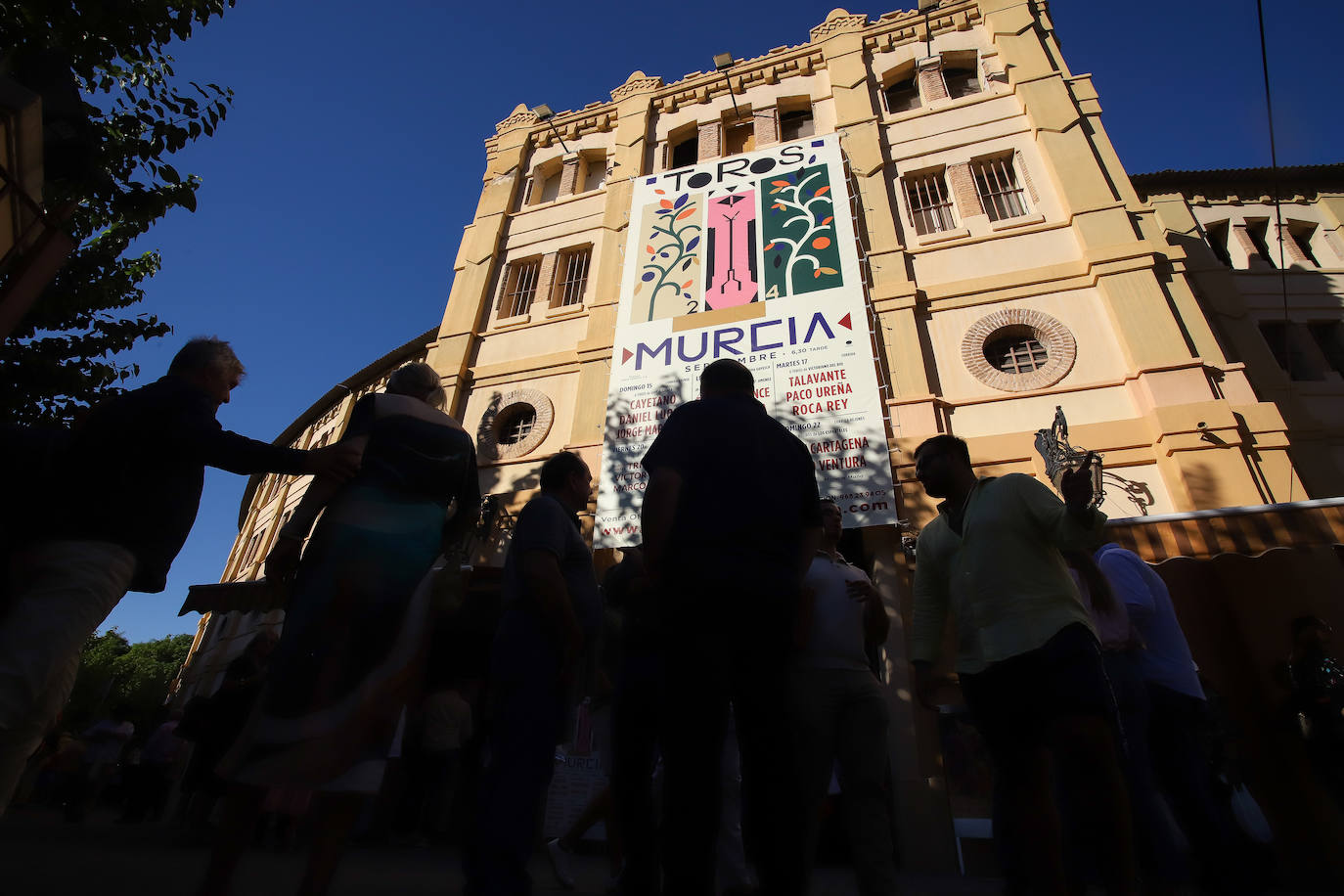 Las imágenes del ambiente de la primera corrida de la Feria de Murcia