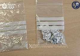 Sustancias estupefacientes halladas por los agentes.