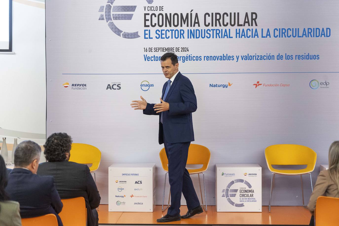 Las imágenes de la primera jornada del V Ciclo de Economía Circular