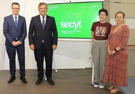 El consejero de Medio Ambiente, Universidades, Investigación y Mar Menor, Juan María Vázquez, en la presentación de la Semana de la Ciencia y la Tecnología 2024.