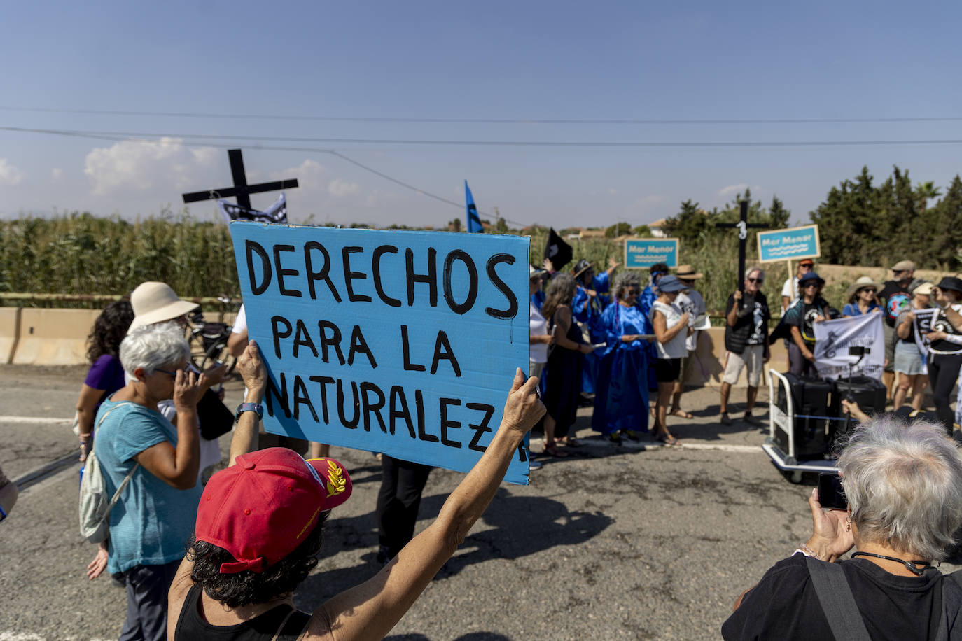 La manifestación en la Rambla del Albujón por el Mar Menor, en imágenes