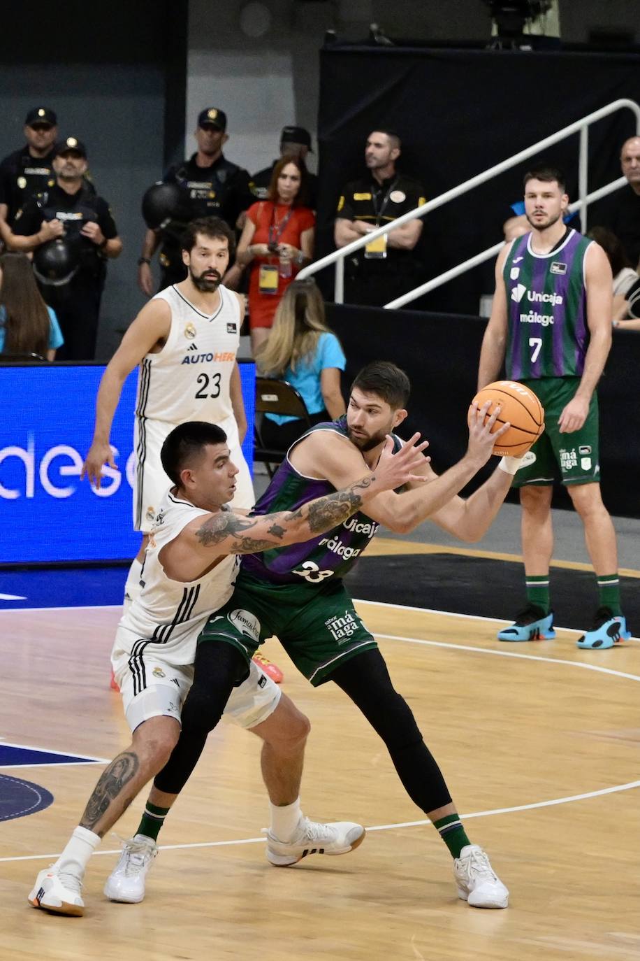 Las imágenes de la victoria del Unicaja en Murcia