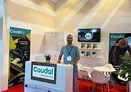 Expositor de Caudal en la feria internacional Sahara Expo.