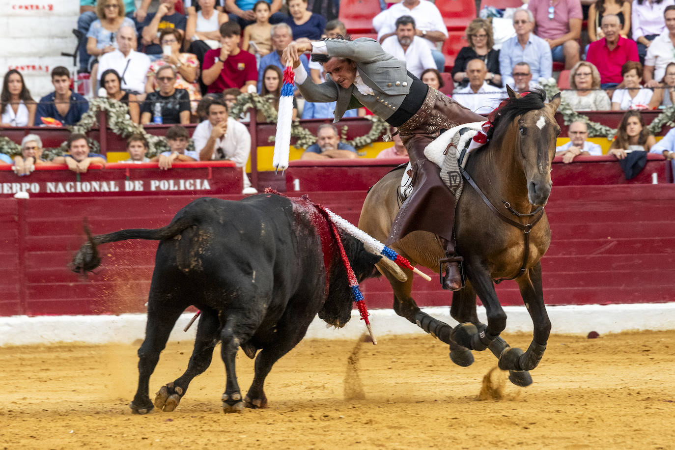 Las imágenes de la corrida de rejones en Murcia