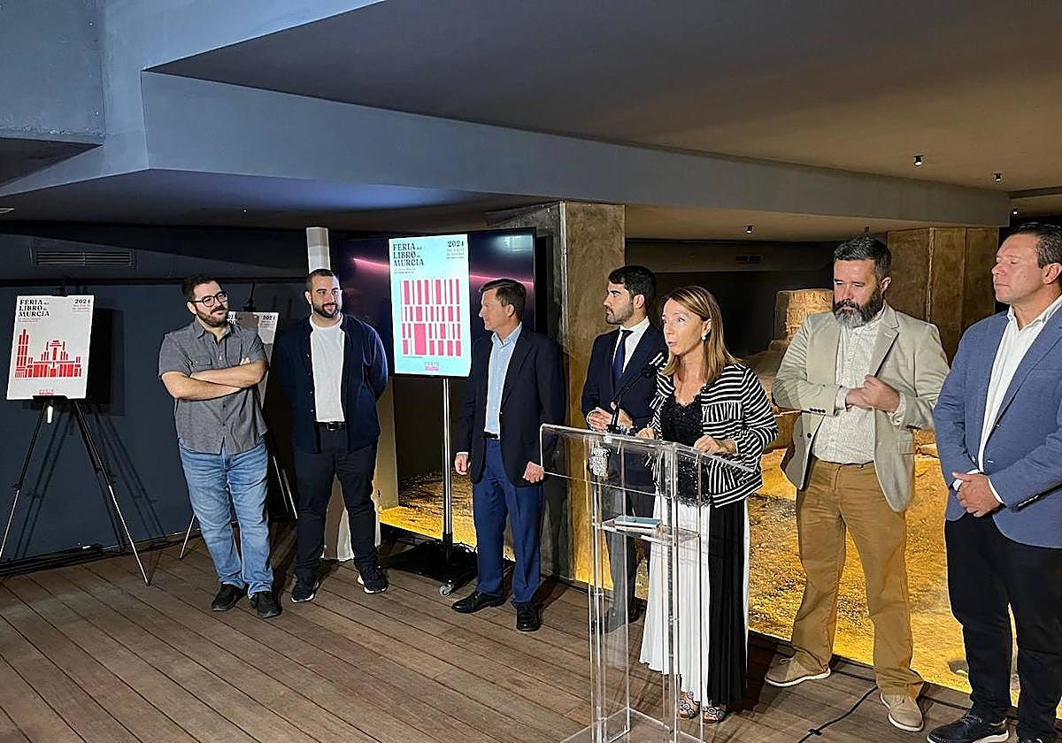 Presentación de la Feria del Libro en Murcia este miércoles.