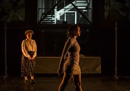 Las actrices protagonistas en escena.