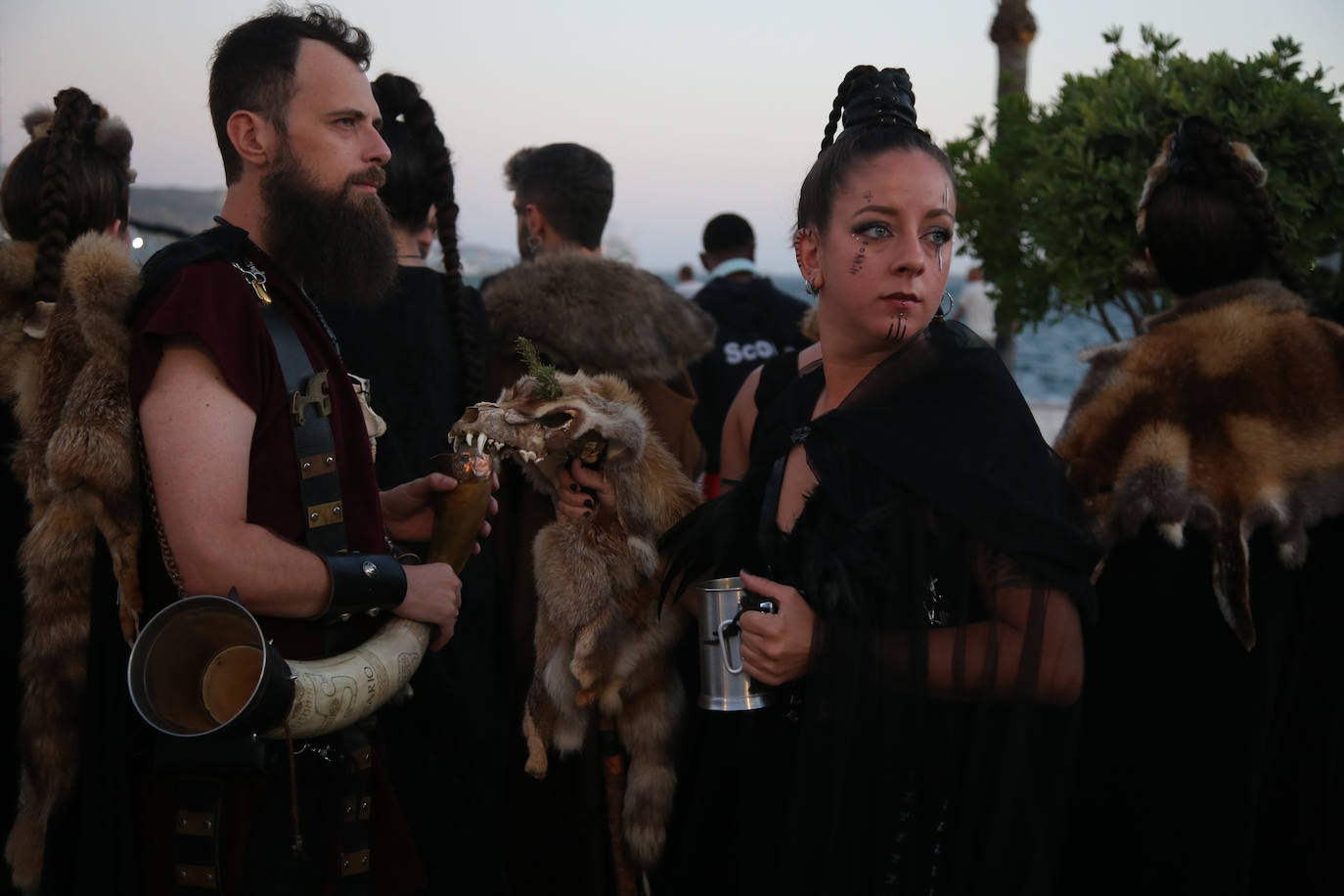 Las imágenes del Desembarco y la Contratación de Mercenarios de Carthagineses y Romanos