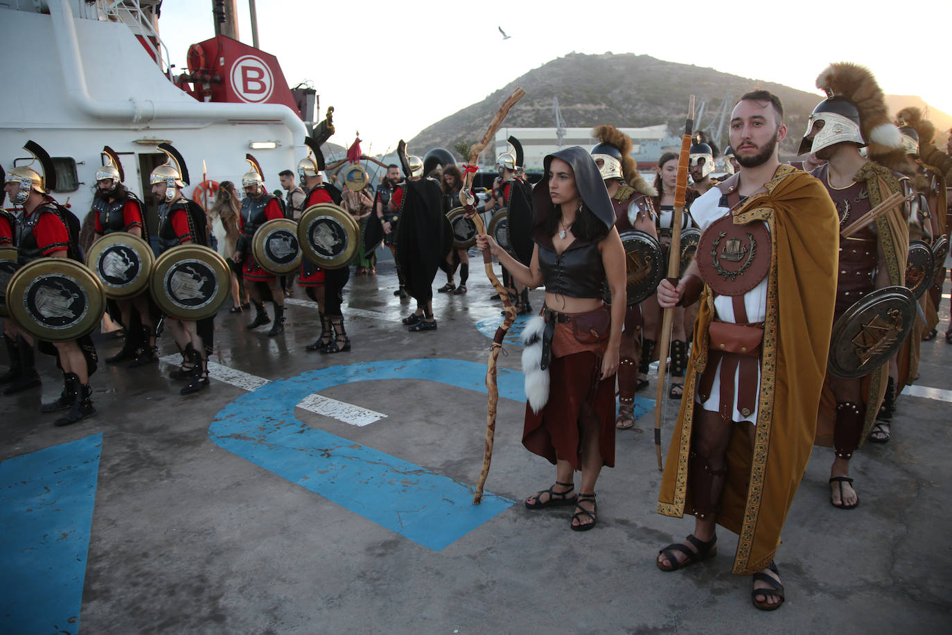 Las imágenes del Desembarco y la Contratación de Mercenarios de Carthagineses y Romanos