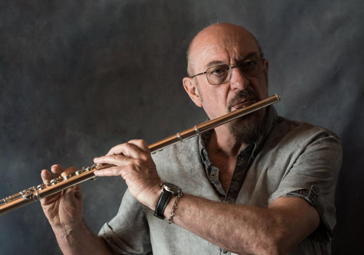 Ian Anderson.