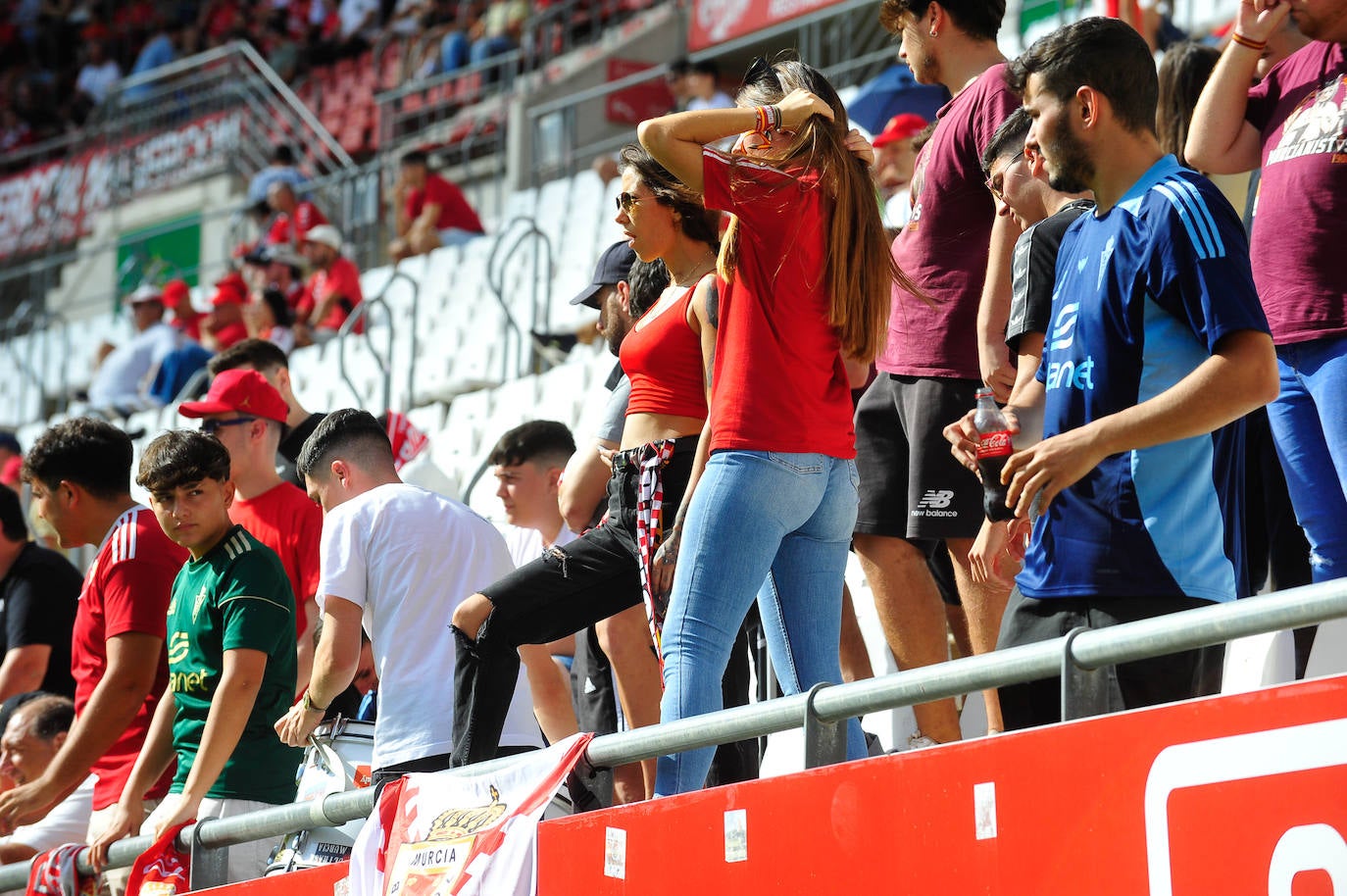 La derrota del Real Murcia frente al Betis Deportivo en el Enrique Roca, en imágenes