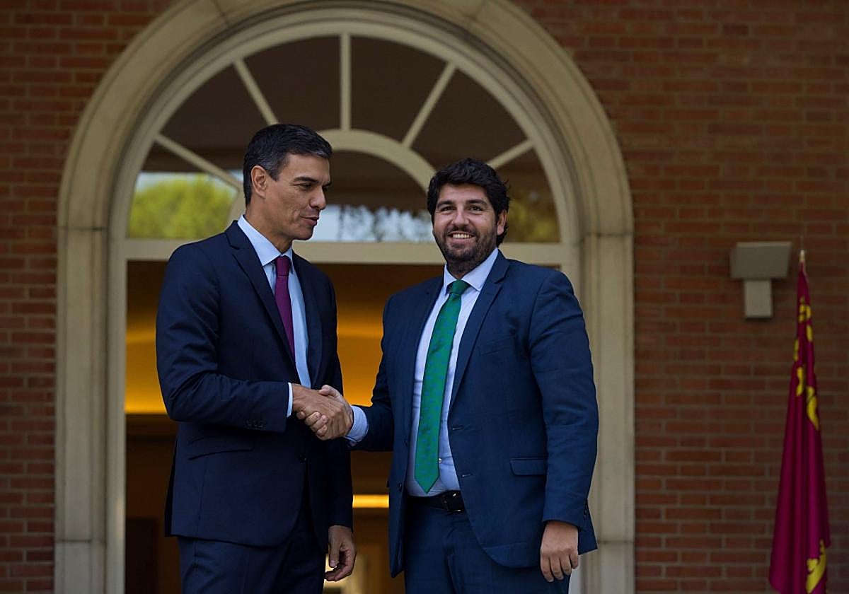 Pedro Sánchez y Fernando López Miras, en su reunión de septiembre de 2018 en La Moncloa.