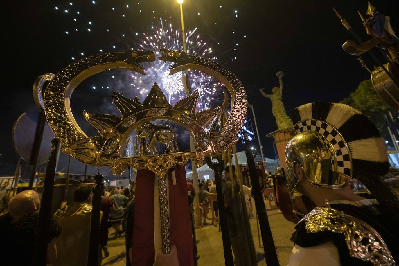 Las imágenes del apagado del Fuego Sagrado de Carthagineses y Romanos