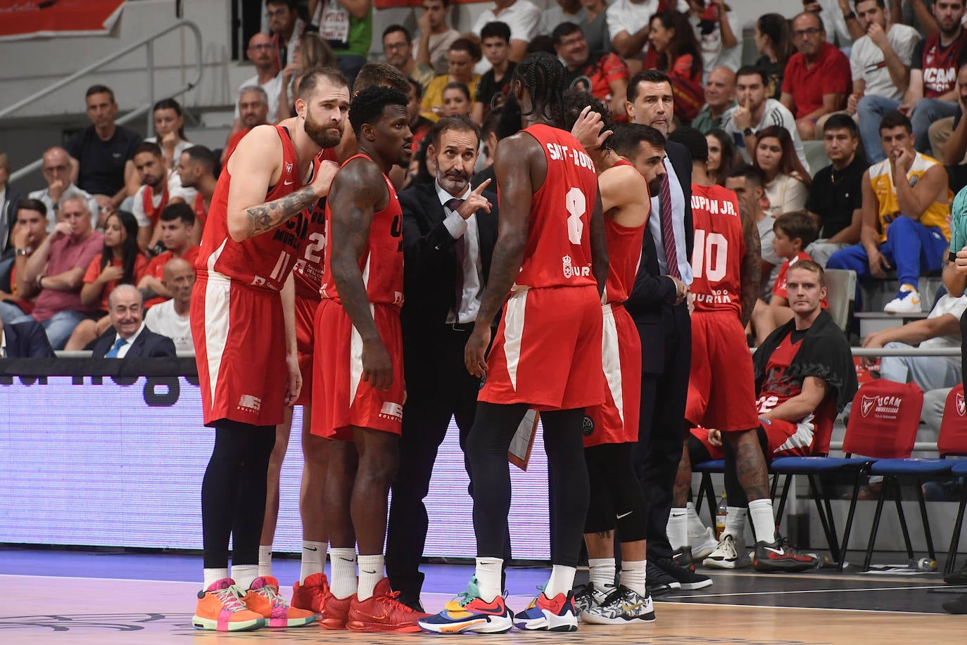 Las imágenes del UCAM Murcia-Manisa Basket (97-103)