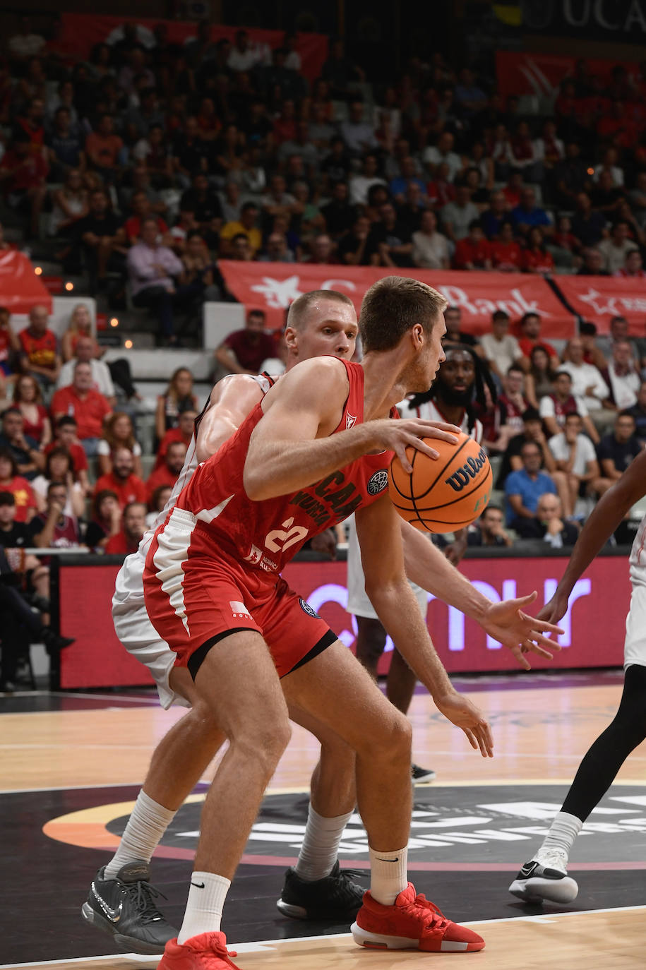 Las imágenes del UCAM Murcia-Manisa Basket (97-103)