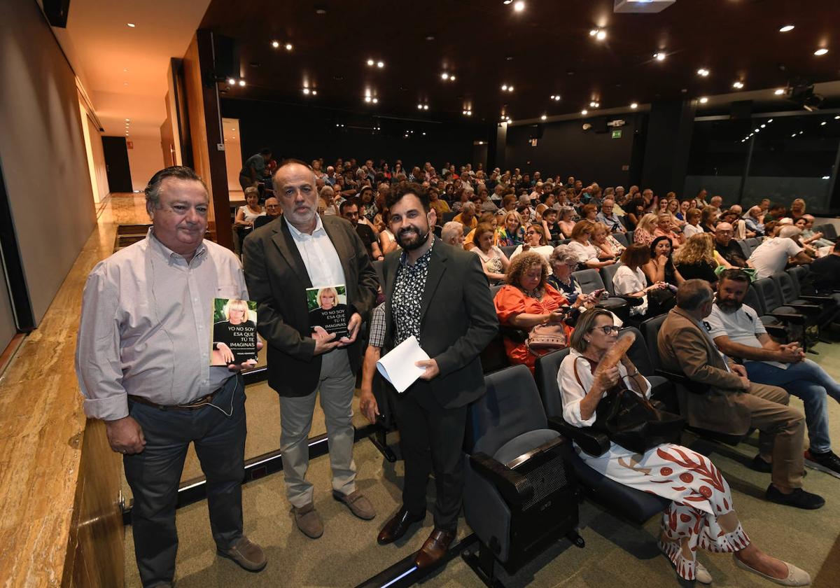 Mari Trini vuelve a la actualidad en el Aula de Cultura de LA VERDAD