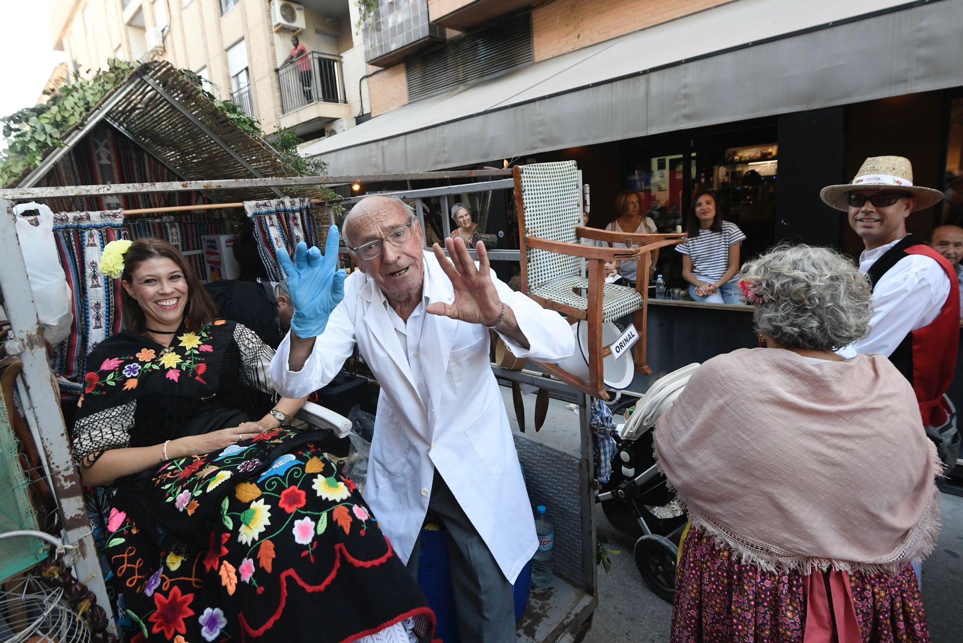 Más de medio centenar de carrozas desfilan en el Bando de la Huerta de Santomera