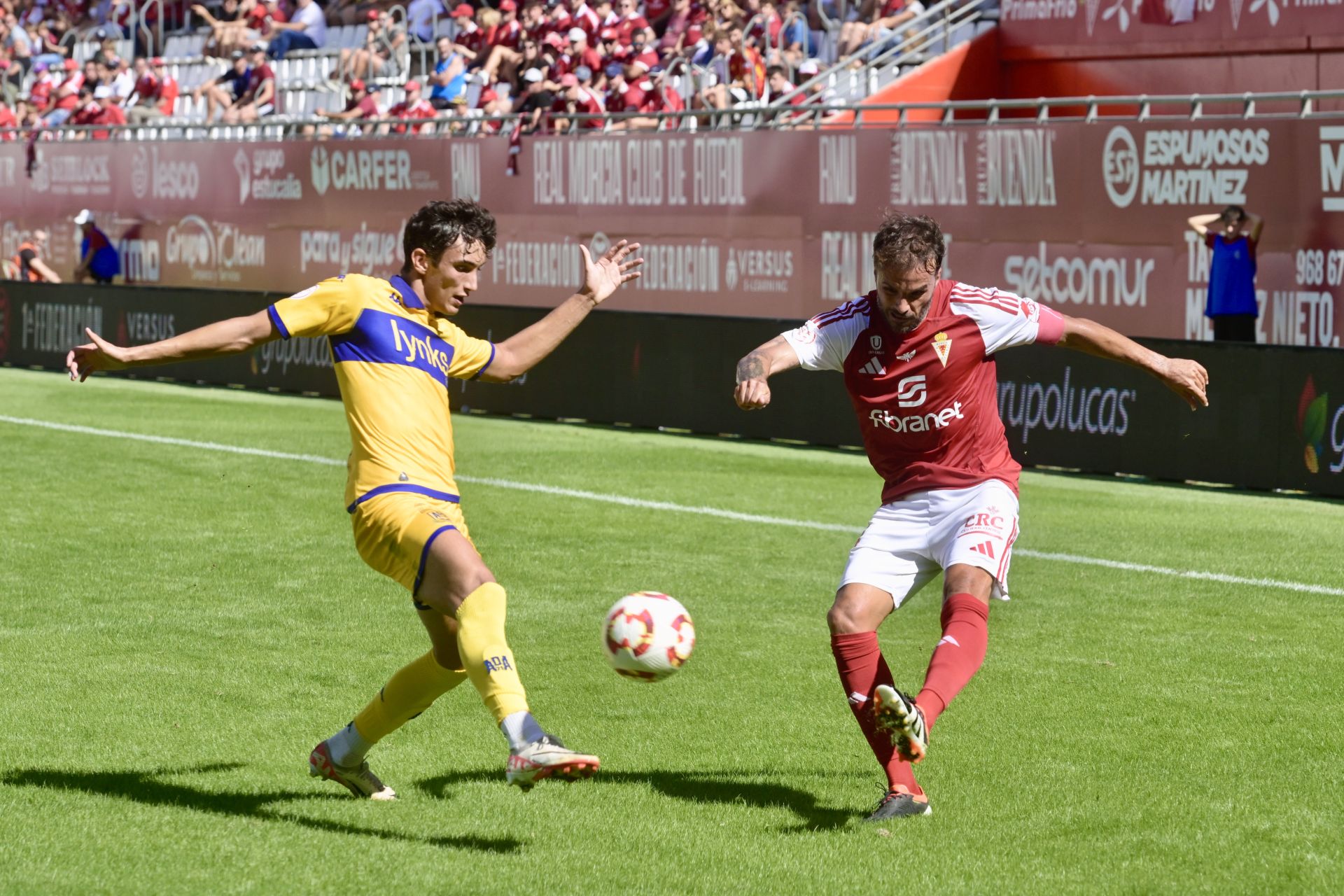 Las imágenes del partido entre el Real Murcia y el Alcorcón